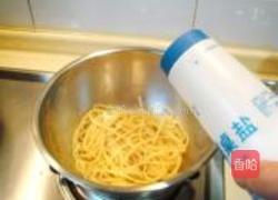 酥核桃釀墨鱼意面的做法图解22