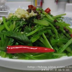 炝拌芹菜的做法[图]