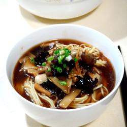 松茸打卤面的做法[图]