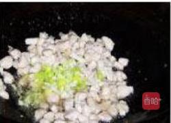 酱香肉丁疙瘩面的做法图解12