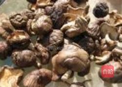 自制干香菇的做法图解2