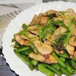 鱼片扒豆仔的做法[图]