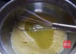 戚风蛋糕的做法图解3