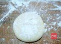 韭菜鸡蛋馅饼的做法图解7