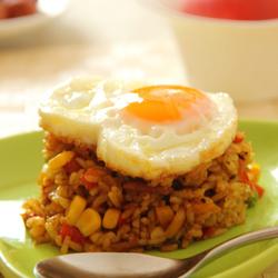 黄金咖喱炒饭的做法[图]