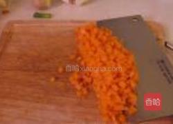 鲜蘑猪肉水煎包的做法图解2