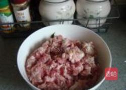 荠菜肉馄饨的做法图解1