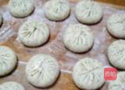 黑芝麻芹菜猪肉包的做法图解10