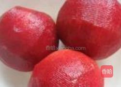 糖水李子的做法图解1