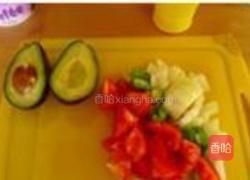 薄脆片蘸牛油果泥的做法图解2