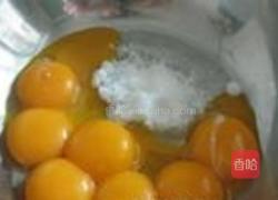 戚风蛋糕块的做法图解2