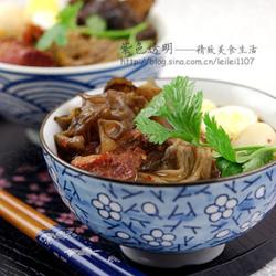 香辣酱肉荞麦面的做法[图]