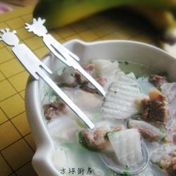 白萝卜排骨汤的做法[图]