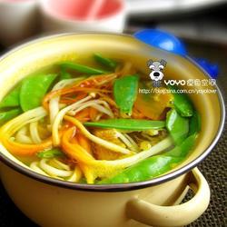 南瓜金针菇汤的做法[图]