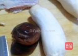 三色双菇鲈鱼饺子的做法图解4