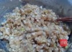 三色双菇鲈鱼饺子的做法图解7