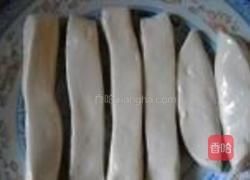 葱香芝麻油泼面的做法图解4