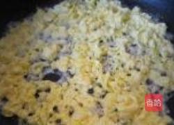 韭菜鸡蛋饺子的做法图解3