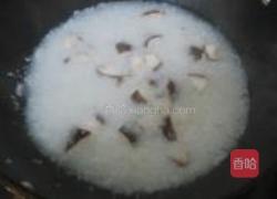 香菇鳕鱼粥的做法图解5