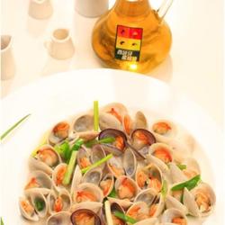 姜葱炒青蛤的做法[图]