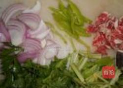 炒拉条的做法图解1