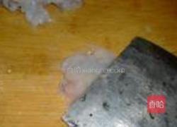 香椿煎虾饼的做法图解4