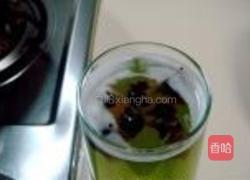 血菊苦瓜饮的做法图解8