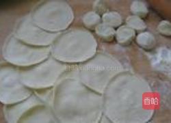 双菇海蛎子锅贴的做法图解11