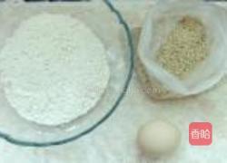 芝麻薄饼的做法图解1