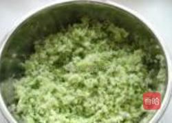 萝卜虾皮鸡蛋水饺的做法图解4