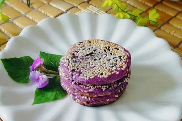 双麻紫薯糯米饼