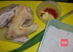 鲜美咸鸡粥的做法图解1