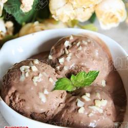 巧克力冰激凌的做法[图]