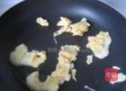 榨菜蛋炒饭的做法图解3
