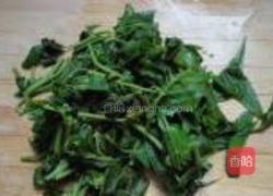 香椿卷煎饼的做法图解1