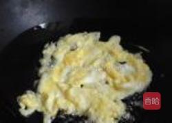 香椿蛋炒饭的做法图解3