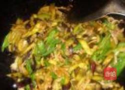 筋饼卷菜的做法图解10
