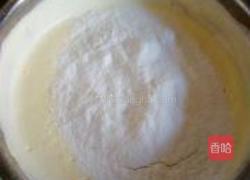 微波炉做蛋糕的做法图解7