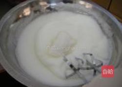 戚风蛋糕的做法图解5