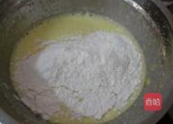 戚风蛋糕的做法图解8
