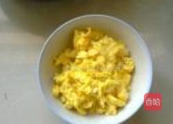 菠萝炒饭的做法图解2