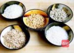 腊八粥的做法图解1