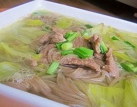 生菜牛肉芥麦面