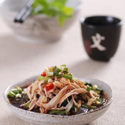 鸡丝蕨根粉的做法[图]