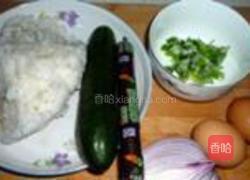 家常蛋炒饭的做法图解1