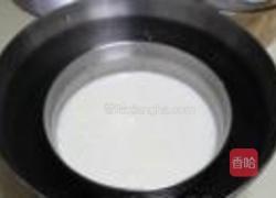 草莓冰淇淋的做法图解8