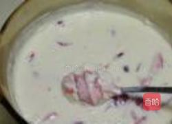 草莓冰淇淋的做法图解9