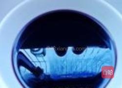 黑芝麻核桃馒头的做法图解1