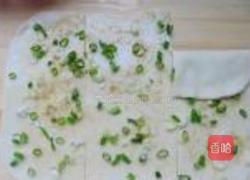 葱油饼的做法图解7