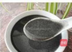 黑芝麻核桃黑豆糊的做法图解6